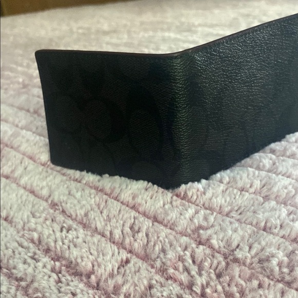Black Coach Wallet - Picture 5 of 6